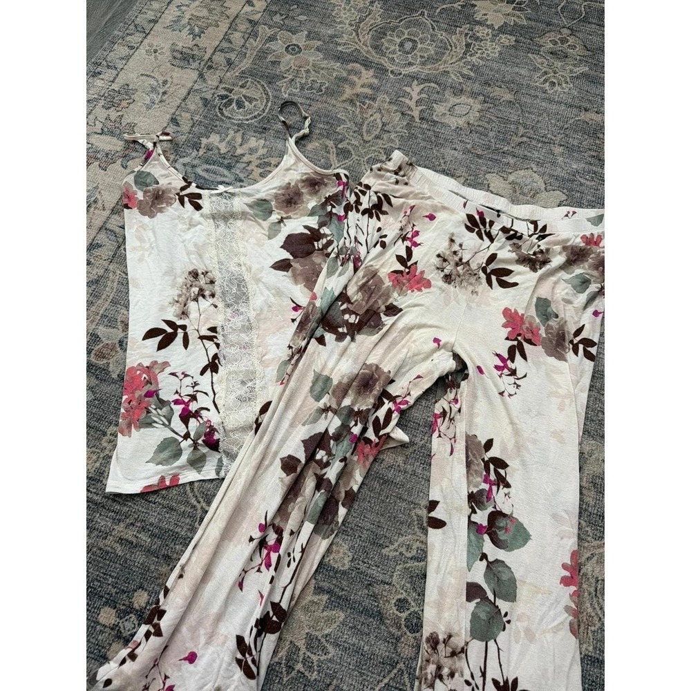 Ambrielle Bamboo Floral Lace Pajama Set Capri Tank Top